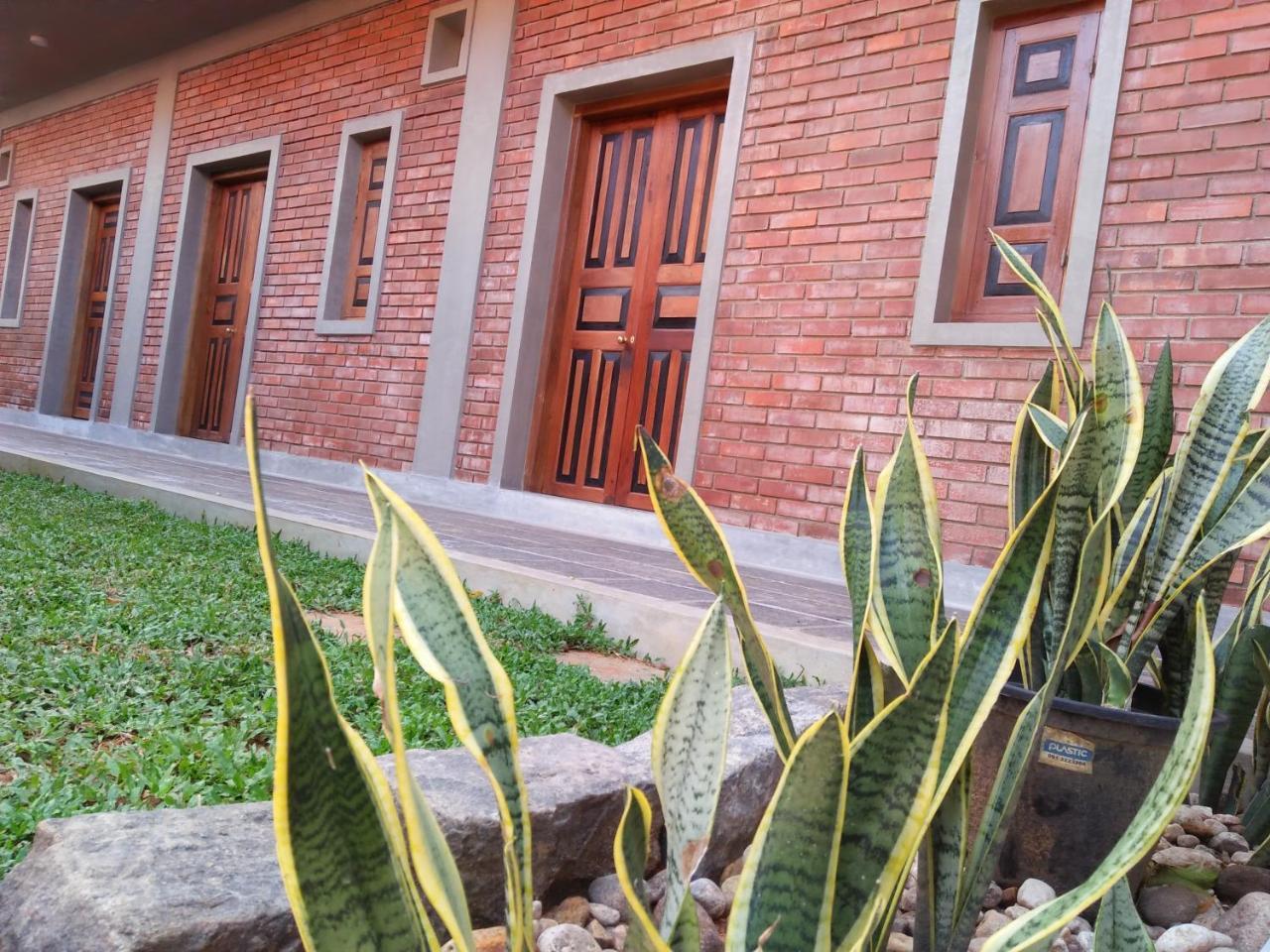 Hotel N 34 Mirissa Exterior foto