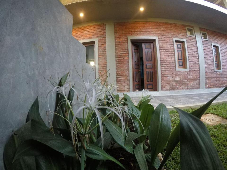 Hotel N 34 Mirissa Exterior foto
