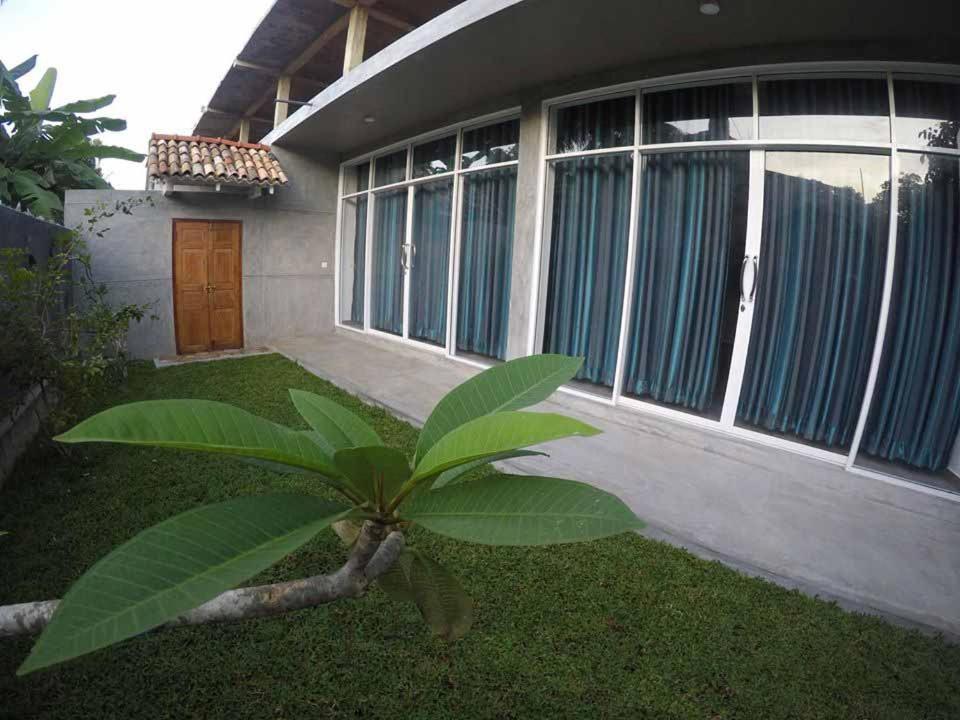 Hotel N 34 Mirissa Exterior foto